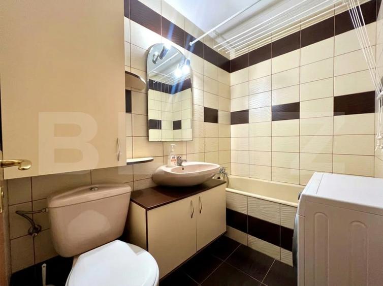 Garsoniera de inchirat, 30 mp, zona Golden Tulip
