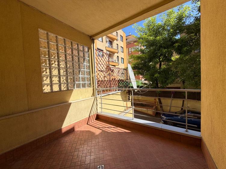 Apartament de închiriat / 3 camere lux *144m*  / Herastrau