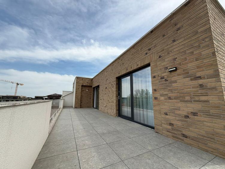 Luxury Duplex with Stunning Sunset Views *** Iancu Nicolae
