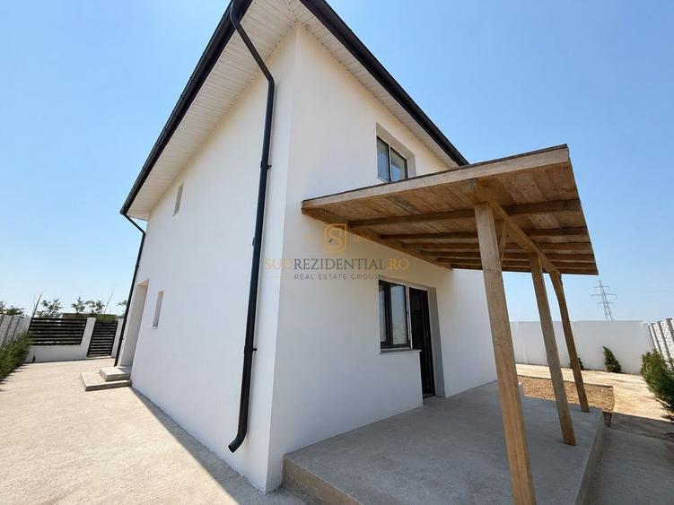 Vila Individuala Moderna / 4 Camere / 2 Bai / Panouri Solare