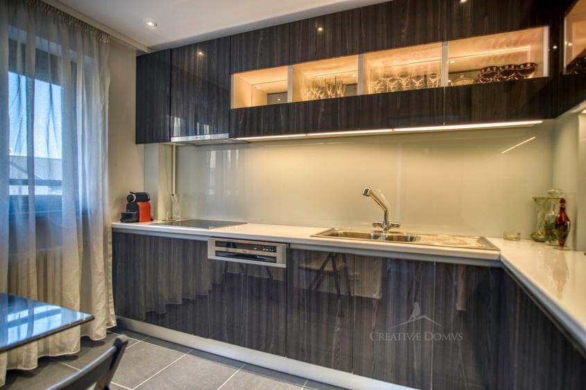 Universitate - Coltea / Apartament cu 4 camere