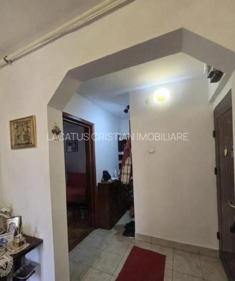 APARTAMENT 3 CAMERE DECOMANDAT ZONA ROVERE - 4