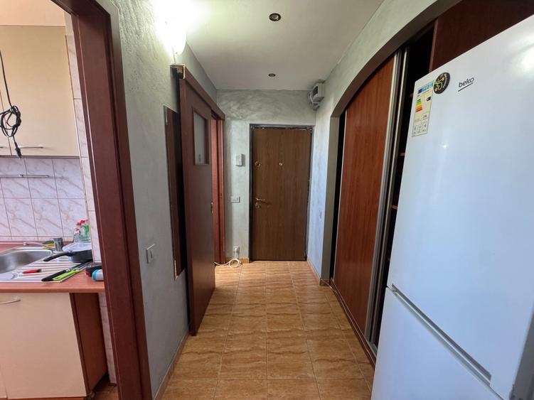 Titan - Decomandata - Metrou - Investiție - Mobilat - utilat