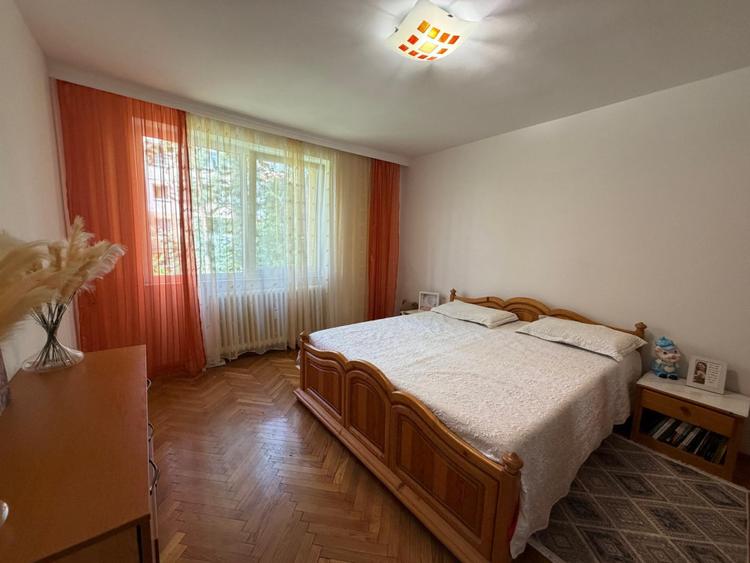 Apartament 2 camere, 60 mp, zona Hurmuzachi