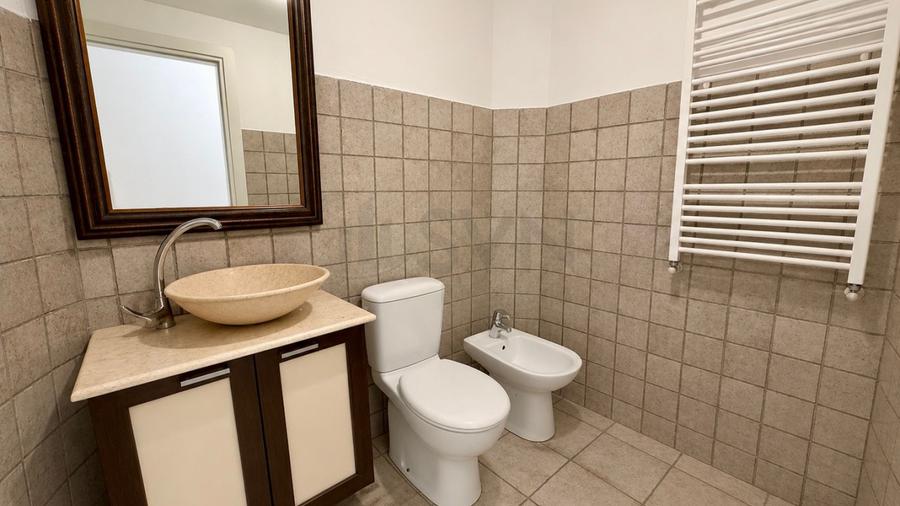 REC3001814 Comision 0 I Spatiu ideal pentru birou I cabinet I studio I Piata Vic