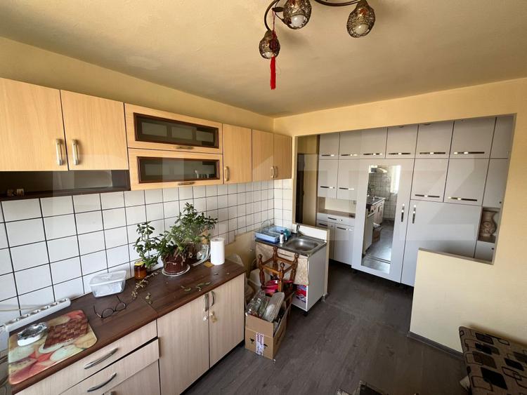 Apartament de vanzare, cu 2 camere, 54 mp, zona Micro 11