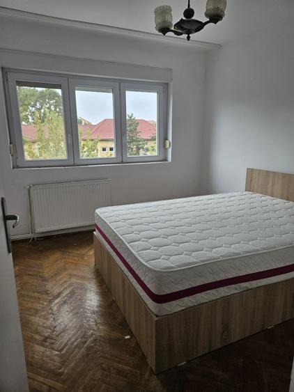 Ap 3 cam decomandat cu centrala si garaj