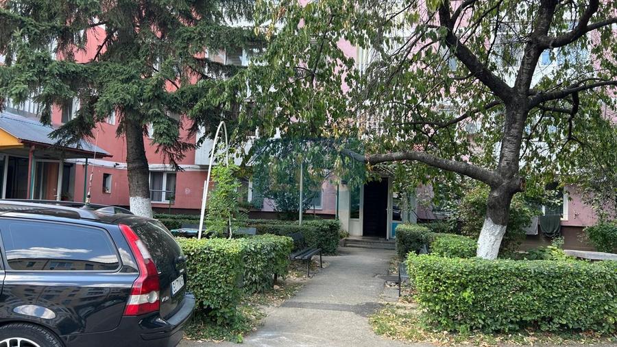 Apartament cu 2 camere – Strada Unirii, Târgu Jiu