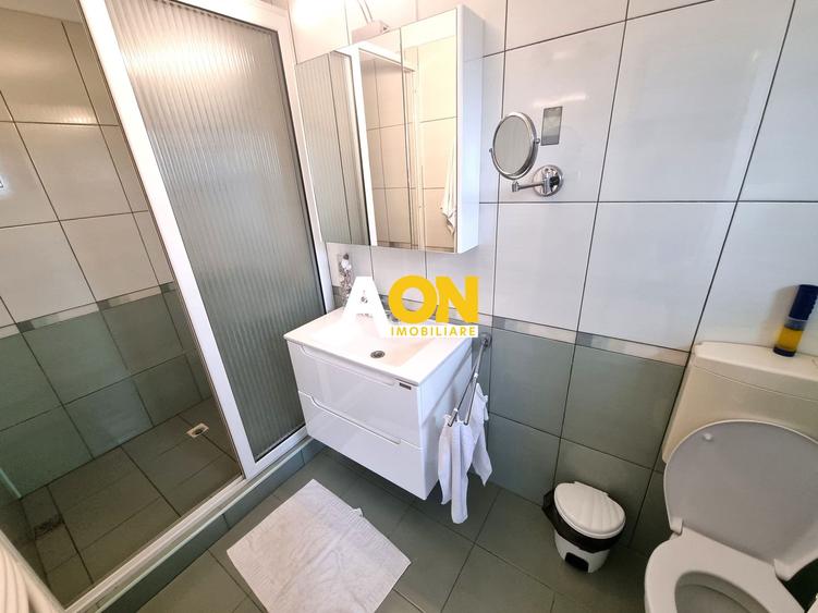 De vanzare casa 5 camere , 886mp teren, zona Alba-Micesti
