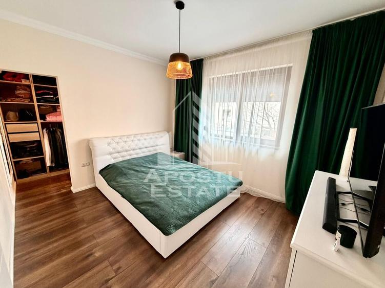Jumatate de duplex, de vanzare, zona Calea Aradului, Timisoara