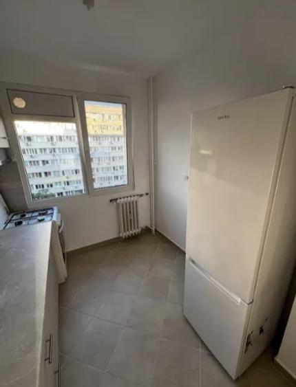 Dristor metrou,bl.reabilitat,et.7/10,DECOMANDAT,mobilat,utilat complet,AC,balcon
