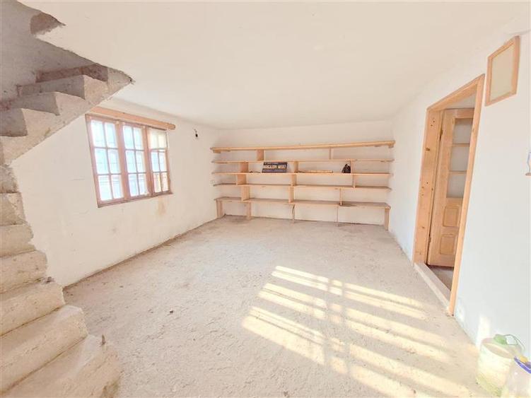 Casa de vanzare , zona Cleja Bacau