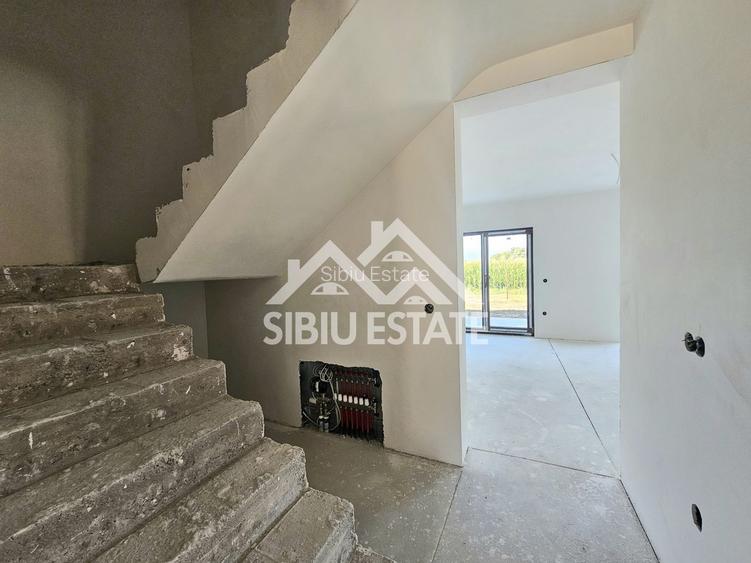 Casa noua 4 dormitoare, 3 bai - 26