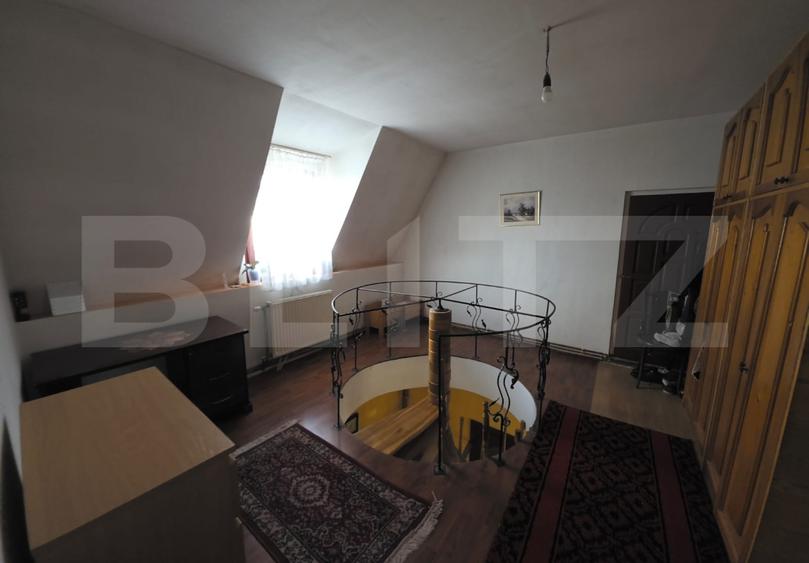 Proprietate generoasă, 10 camere, 750 mp, zona Unirea