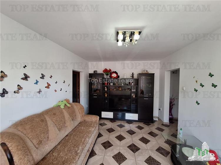 Apartament elegant - Spitalul 3 - vanzare - Braila - 2