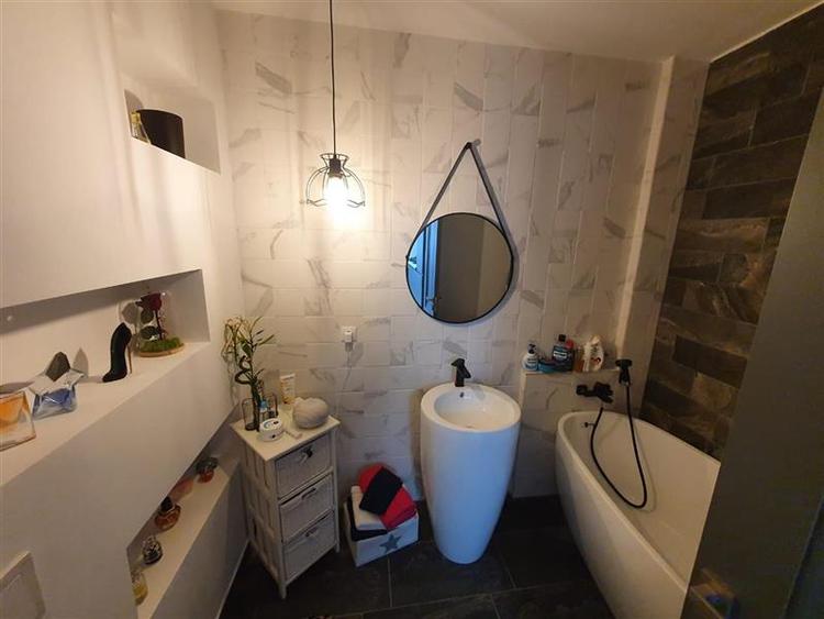 Vanzare apartament 3 camere de LUX cu gradina de 120 mp, zona Auchan Iris, Cluj-