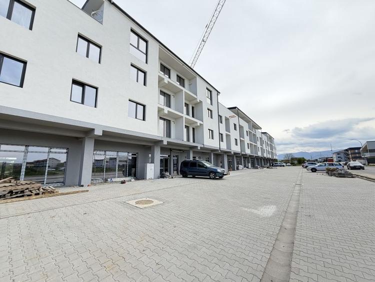 Penthouse 4 cam, 106 mp + Terasa 64 mp - Selimbar