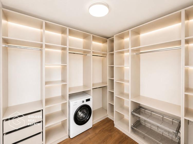 Apartament premium, zona Subcetate, 3 camere, 2 bai, loc parcare, sala, piscina