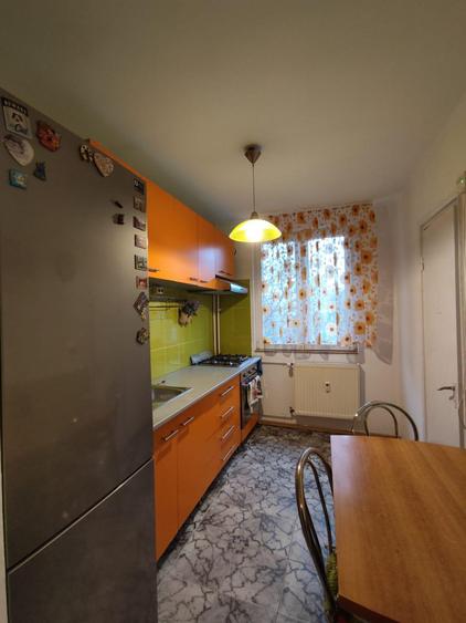 3 Camere Titan | P-ta Salajan | 10 min metrou | Loc de parcare