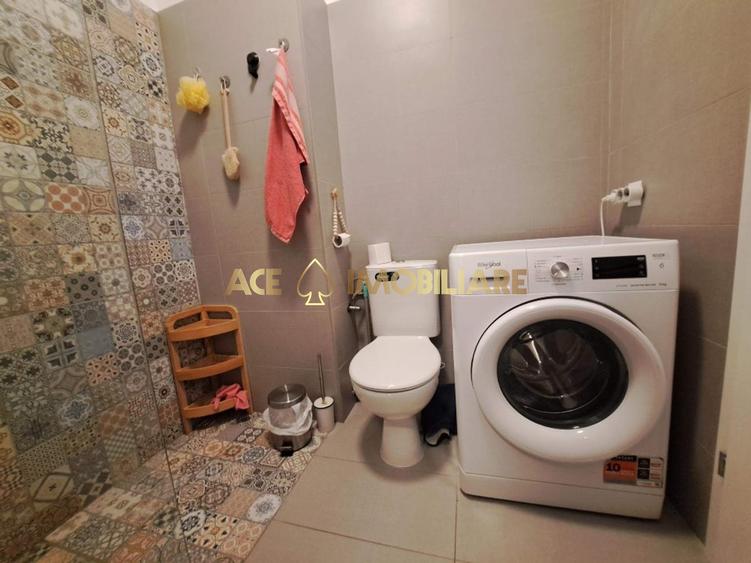 2 Camere de inchiriat | Exigent Plaza F4 | Centrala | Pacare Inclusa