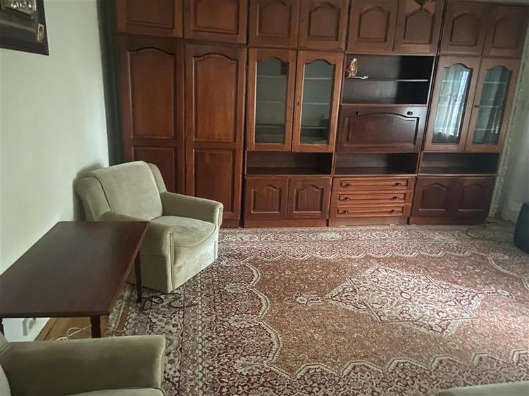 Apartament 3 camere , zona supermarket Lidl (fosta Autogara)et 1 din 3 , 81 mp ,
