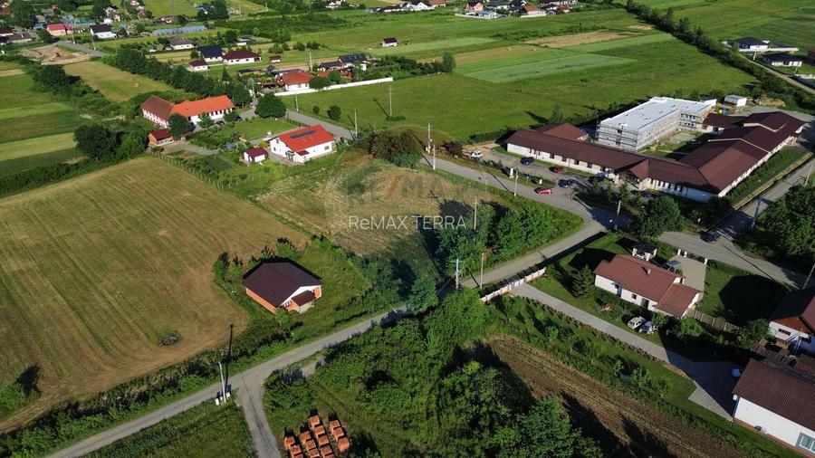 Acuma ai ocazia sa cumperi un teren aproape de Baia Mare sub 1000E/ar - 7