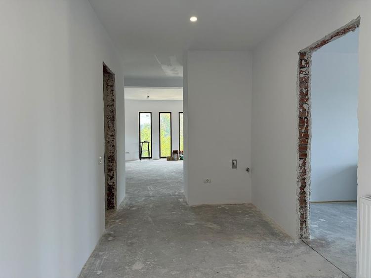 Apartament  4 camere | 135 mp | 2 locuri de parcare | Odăi – 1 Mai