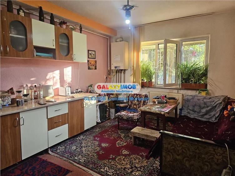 Vanzare apartament 2 camere decomandat Targoviste Micro 2