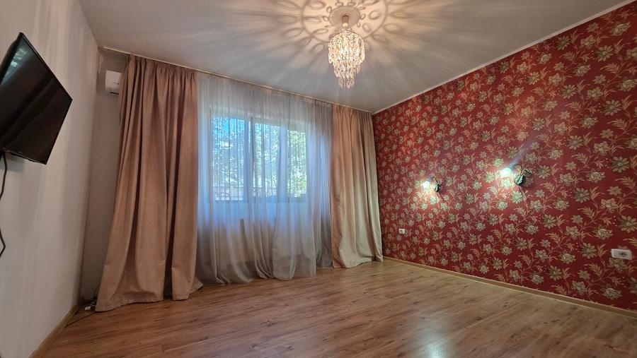 Apartament 130 mp în vilă | Demisol izolat fonic | Piata Alba Iulia/ Decebal
