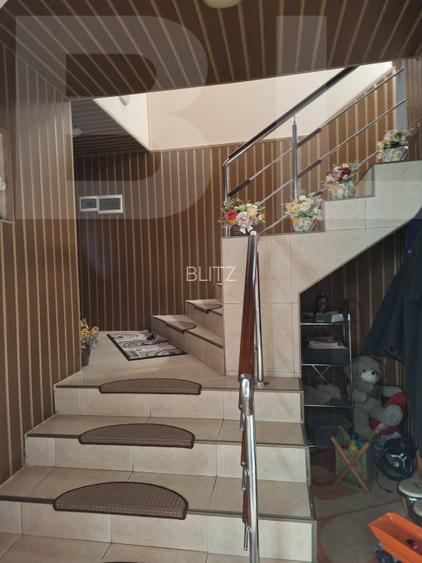 Vilă spațioasă cu 7 camere – confort, eleganță și funcționalitate