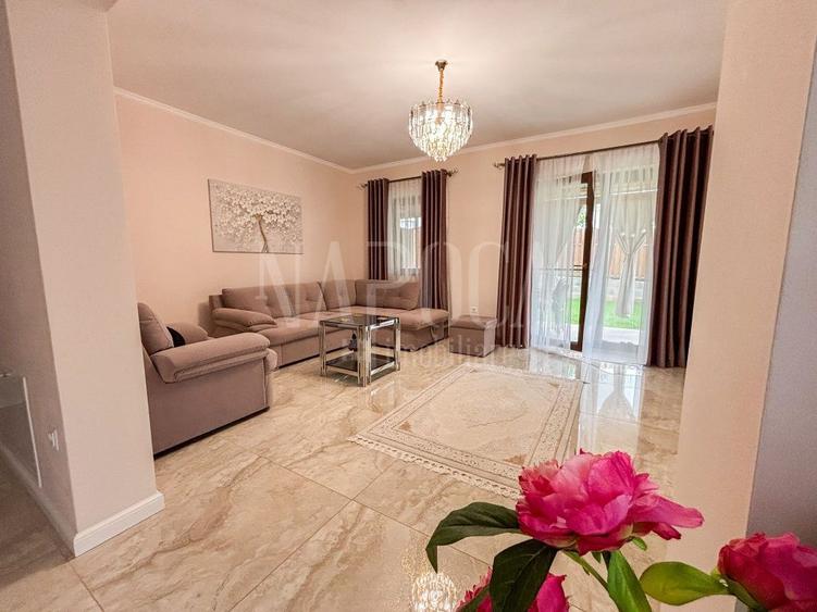 Casa 4 camere de vanzare in Floresti