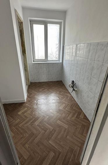3 camere decomandat | 49 mp | Etaj 2 | Păcurari – Petru Poni (ING) | Ideal pentru renovare și personalizare