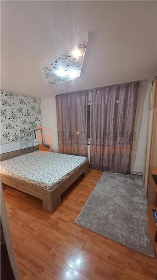 Apartament 2 camere cf 1 semidecomandat zona Micro 3