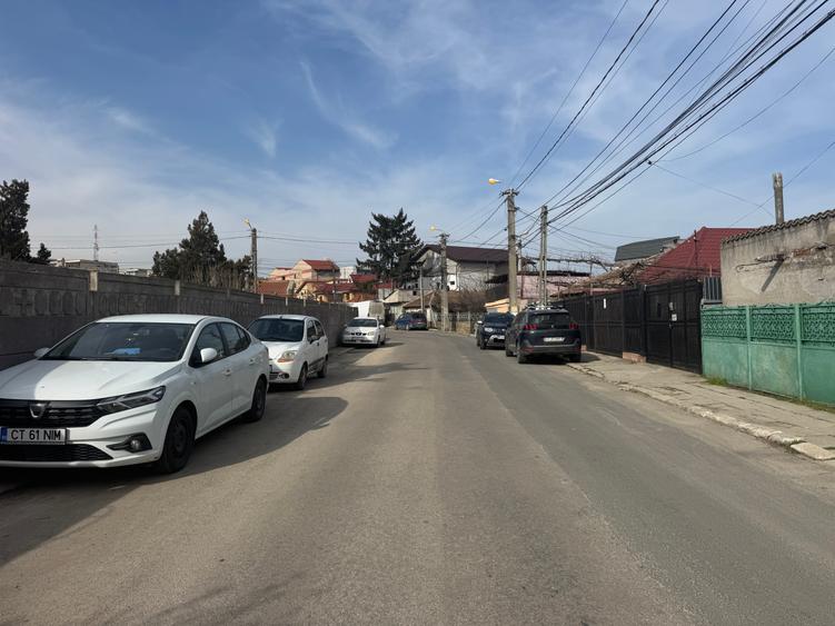 Vând casă zona Anadalchioi pe parter 181 mii euro
