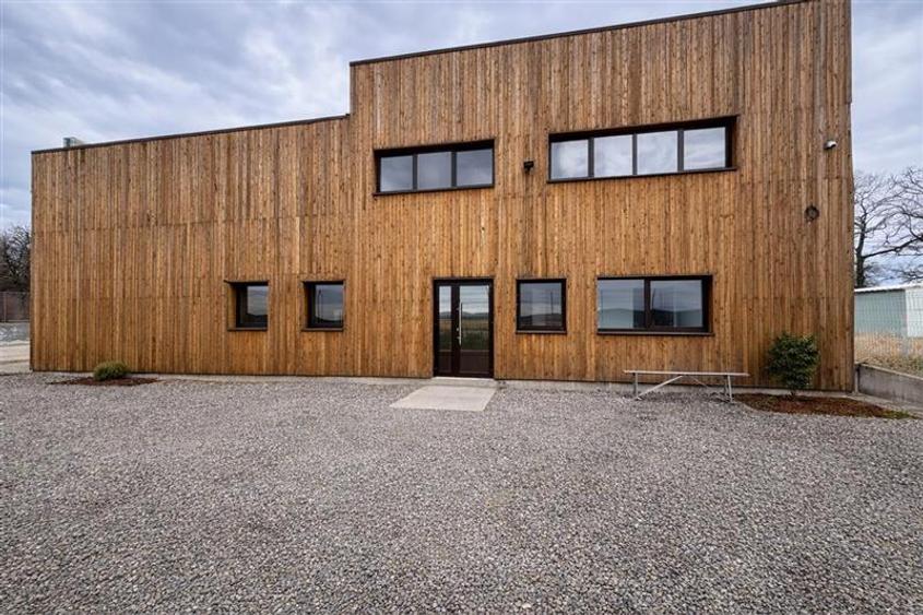 Hala productie premium+pachet afacere, domeniu de 4.700 mp teren,Solovastru, Mur