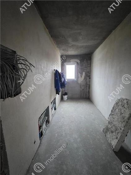 Casa individuala cu 4 camere si curte libera de 340 mp in Cisnadie