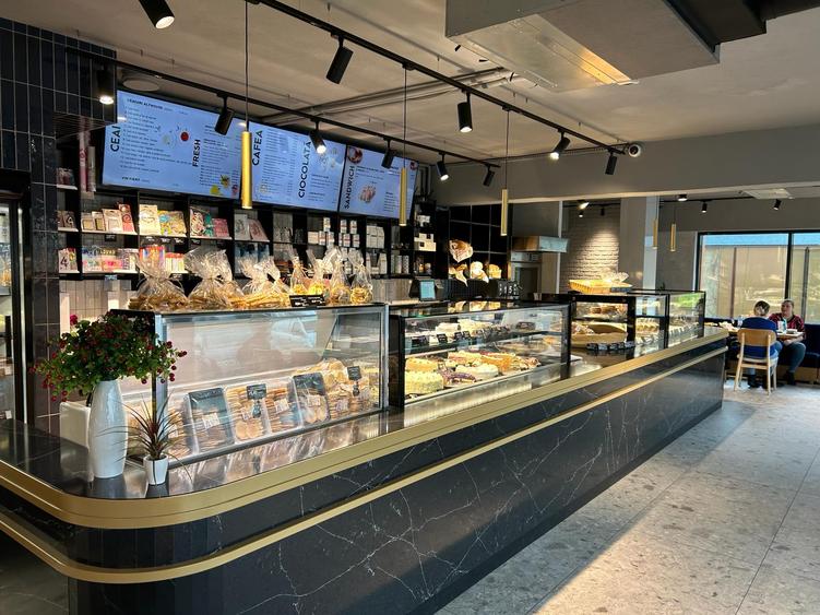 Spatiu comercial de inchiriat pe Bulevardul Mihai Viteazu 1