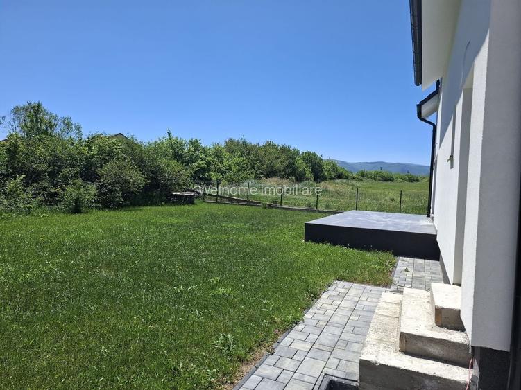 Casa Individuala NOUA in Cristian, curte frumoasa - Sibiu - 3