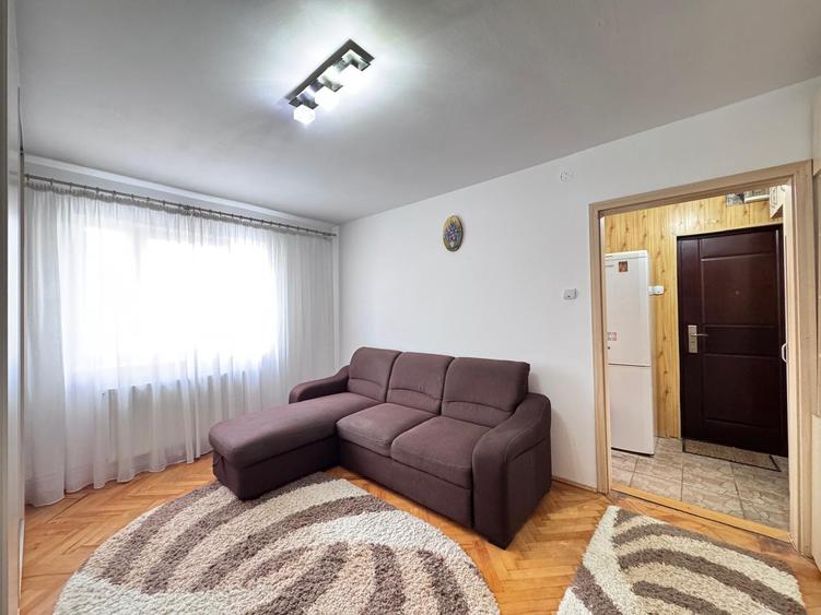 Florilor, Aleea Mimozei apart. cu doua camere de vanzare, intermediar