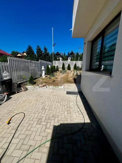 Casa individuala cu 5 camere, finisaje moderne, la intrare in Chinteni