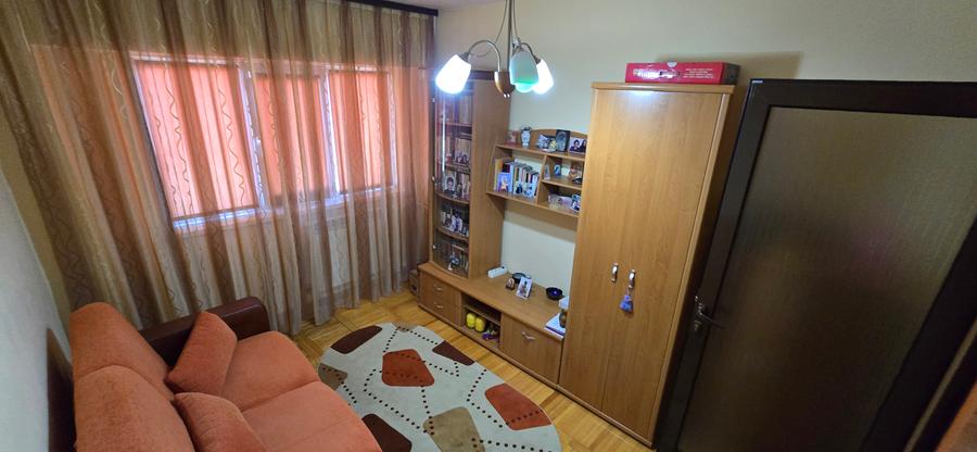 3 camere de vanzare, etajul 9, Focsani