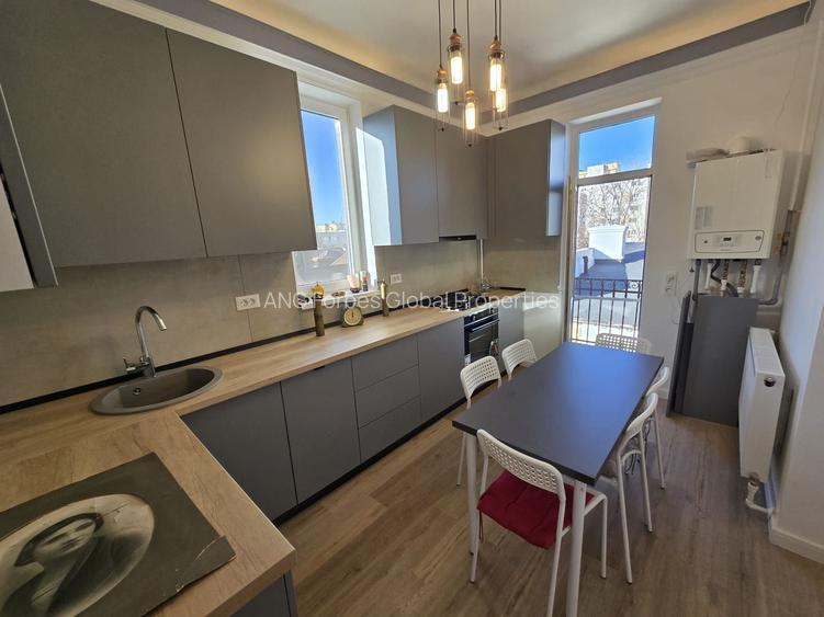 SPATIU AFACERE I VILA RENOVATA I PIATA ROMANA - 9