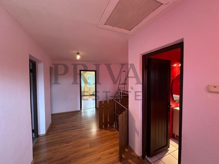 Casa individuală 4 camere, 2 bai, 198 mp, Mehala