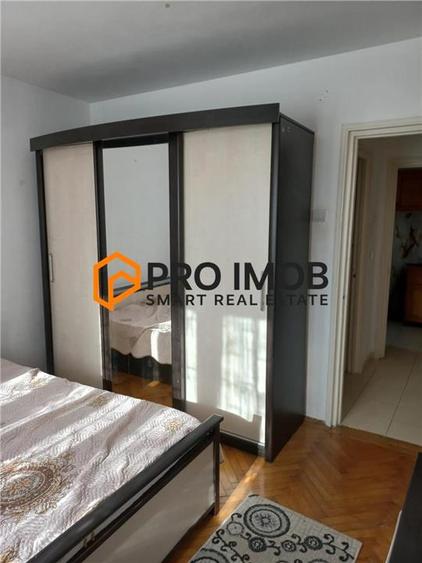 Apartament 2 camere cf 1 decomandat zona Crang