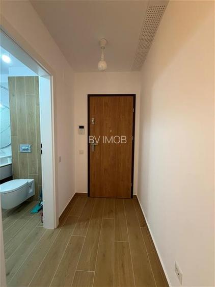 Inchiriere garsoniera decomandata,prima inchiriere, Urban Plaza, etaj 3 - 5