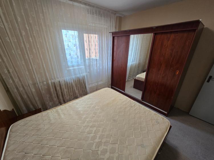 Închiriere Apartament 3 Camere Rahova Mărgeanului
