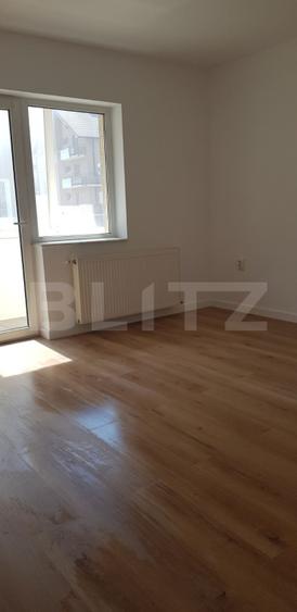 Apartament cu 3 camere, 59 mp, etajul 1, parcare cu CF, zona centrala