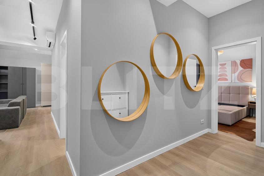 Apartament 3 camere, 81.86, zona Centru