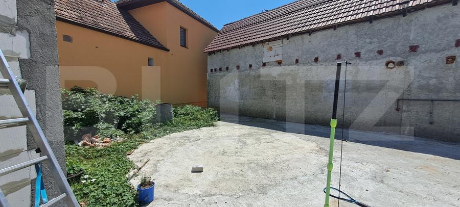 Spațiu Comercia, vad bun, curte 100 mp, zona Centrală, Făgăraș
