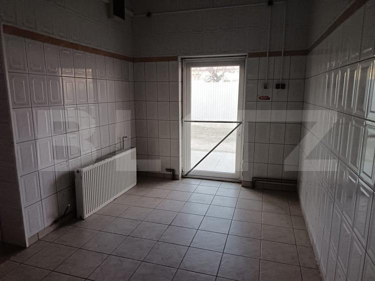 Cladire comerciala , Brutarie , utilaje incluse , teren 3321 mp